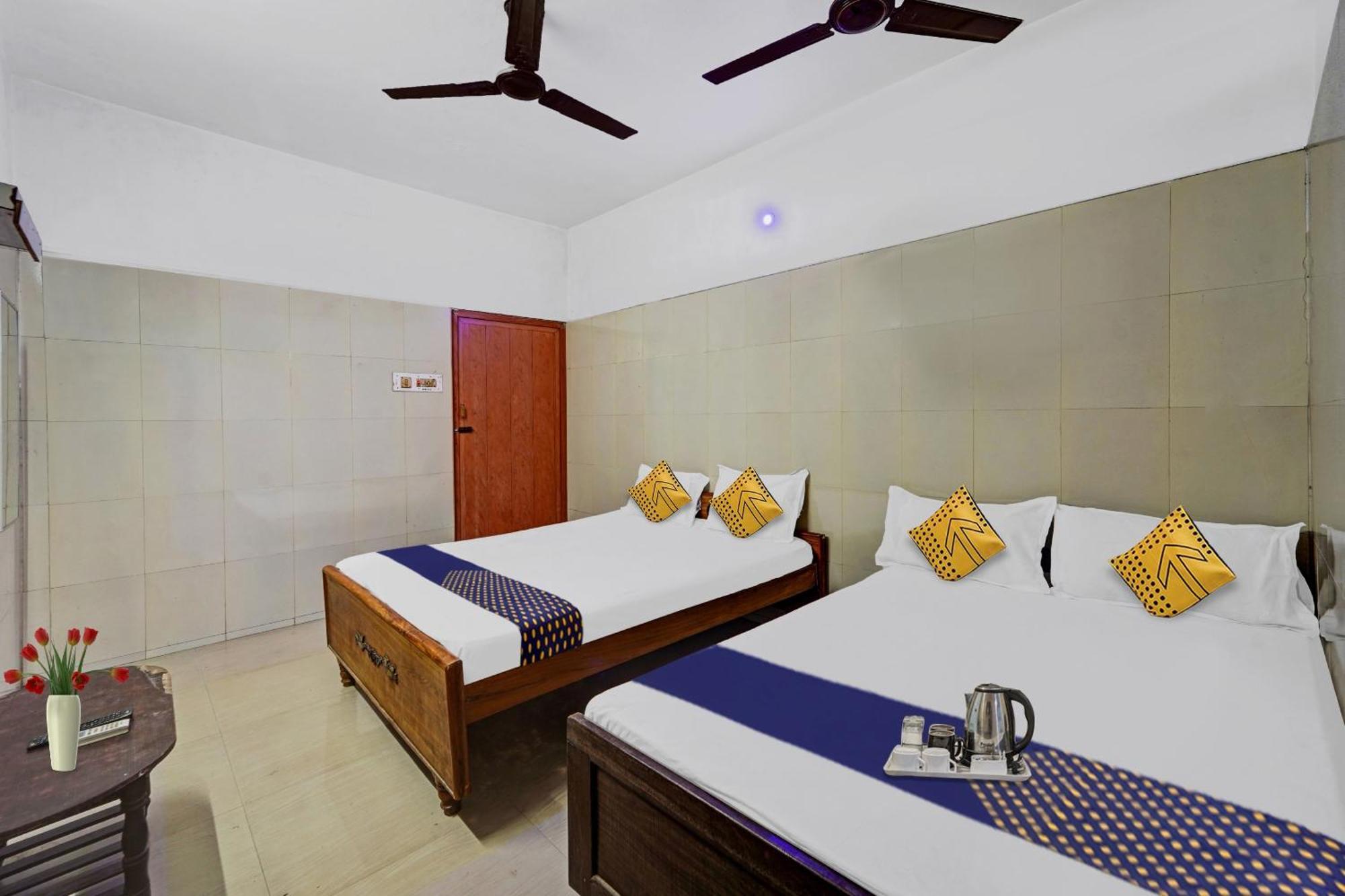 Spot On New Golden Star Near Thirumangalam Metro Station Hotel